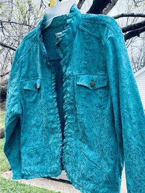 Feminine western flair open jacket